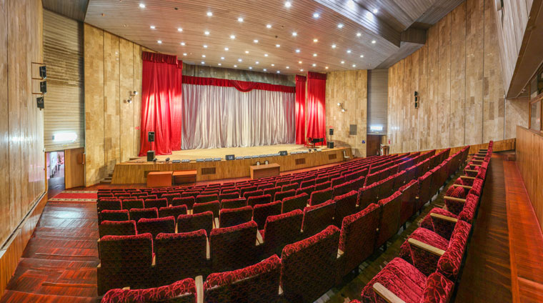 Киноконцертный зал санатория Родник в Пятигорске