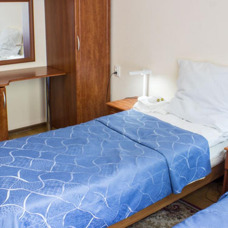 Спальные места в 2 местном 1 комнатном 2 категории, Корпус 10 А санатория Родник в Пятигорске